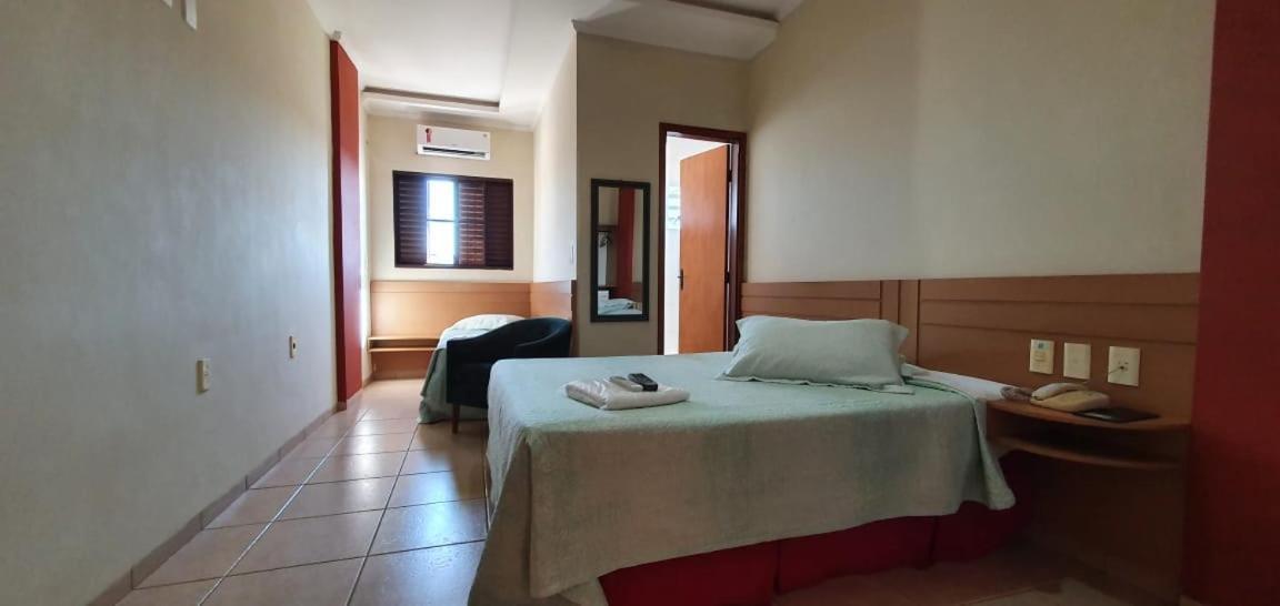Colorado Plaza Hotel Rio Verde Zewnętrze zdjęcie
